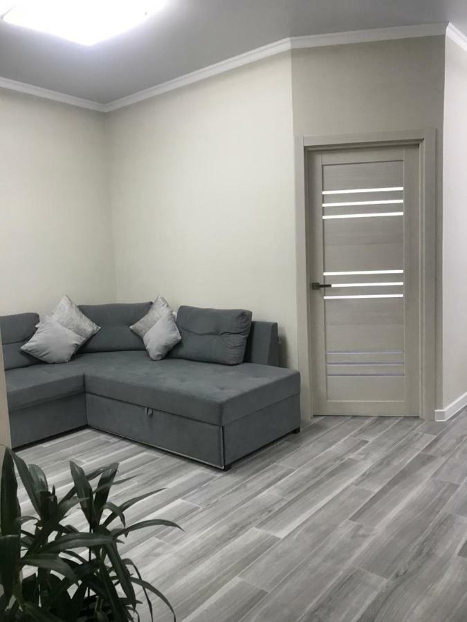 Apartment Kamanina Odessa Esterno foto