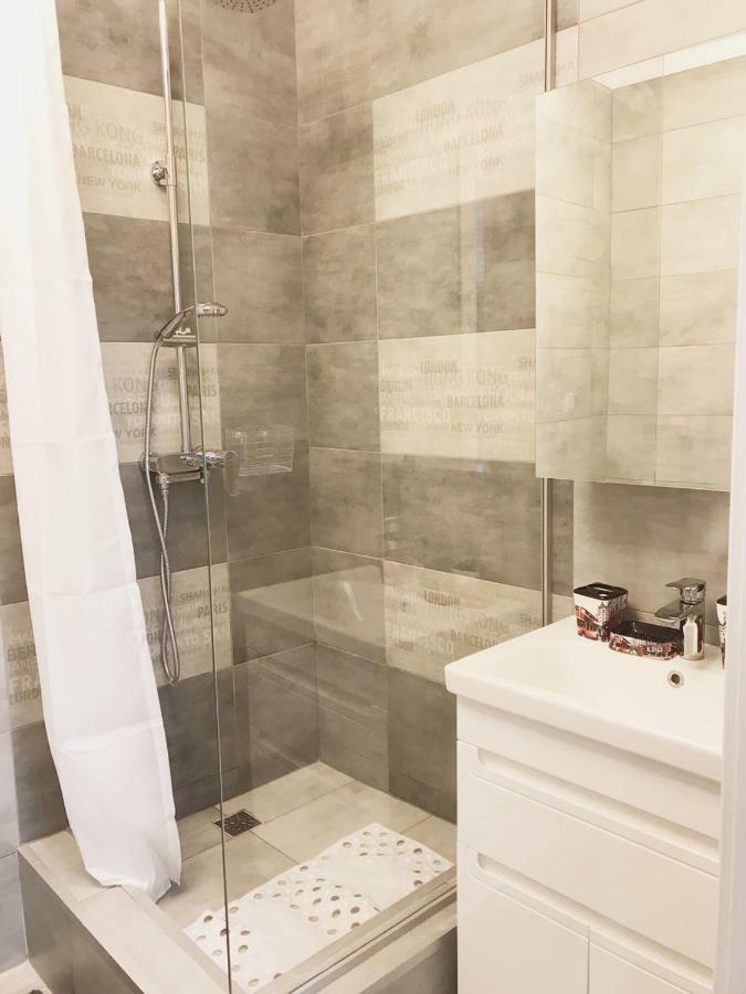 Apartment Kamanina Odessa Esterno foto